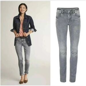 CABI #3939 High Skinny Gray Vapor Wash Denim Jeans Size 6 EUC